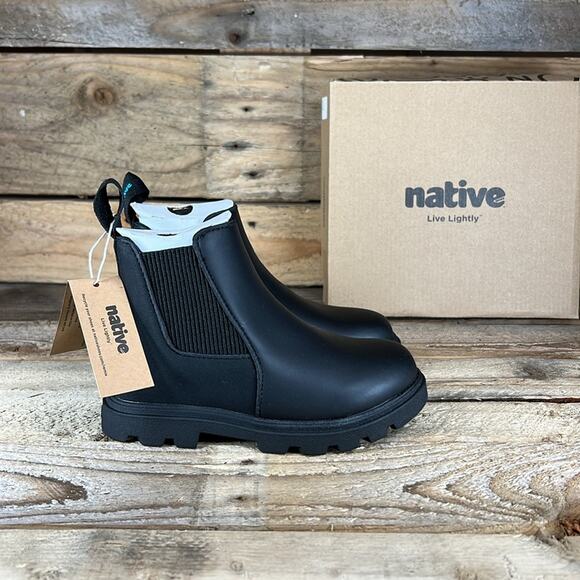 Native Kids Black Chelsea Boots - Picture 3 of 8